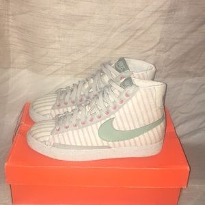 Nike Blazer High top;